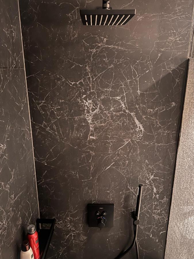 Black Diamond Apartment Zurich Ngoại thất bức ảnh